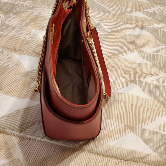 Michael Kors Red Tote Bag and Wallet Set - Picture 10 of 13